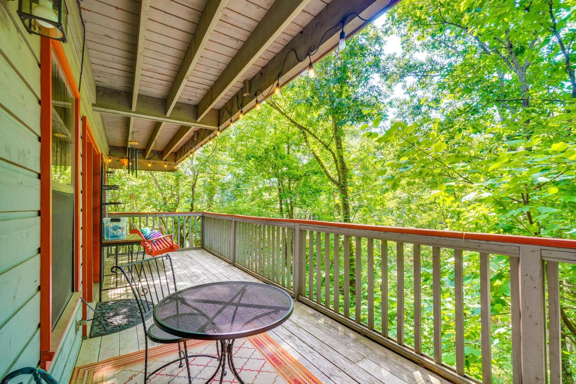Smoky Mountain Cabin With Deck And Hot Tub! Пиджен Фордж Екстериор снимка